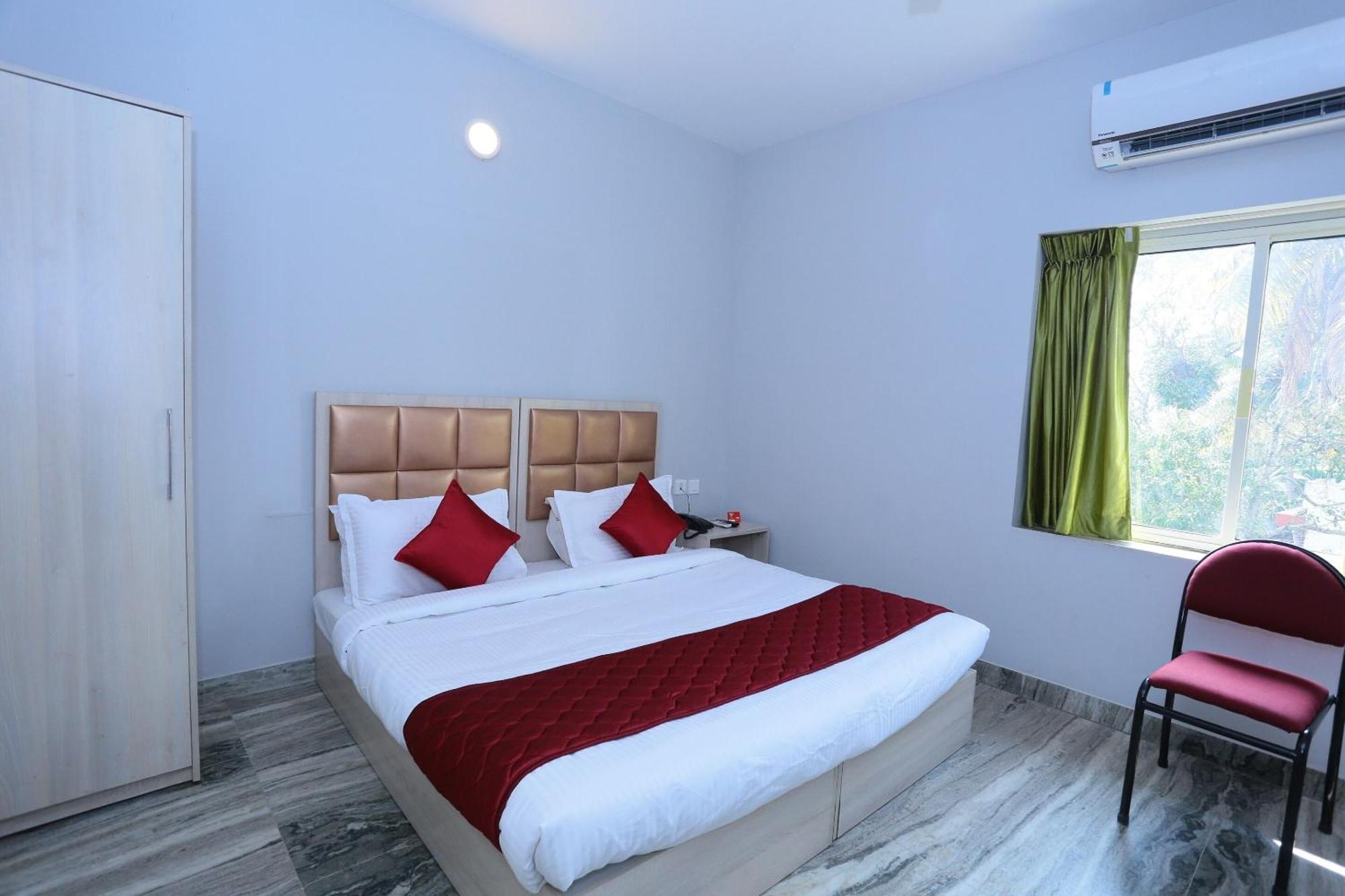 Super Townhouse Prince Palace Thiruvananthapuram Exterior photo